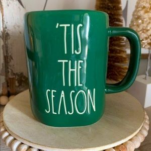 Rae Dunn ‘tis the season mug